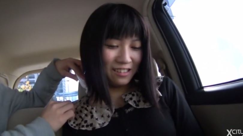 〚人妻ナンパ〛　お淑やかな人妻が電マを当てられ徐々に感じ始める　他人棒を喉奥で堪能し口に出された精子に顔を歪める