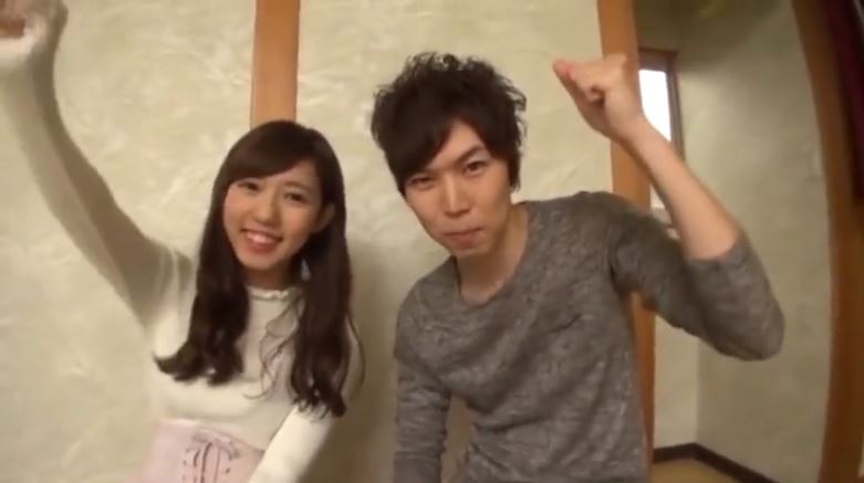 〚素人女子大生〛　大学のサークル仲間と一緒に温泉入ってちょいエロミッション　実は彼女に内緒で男子には裏ミッション