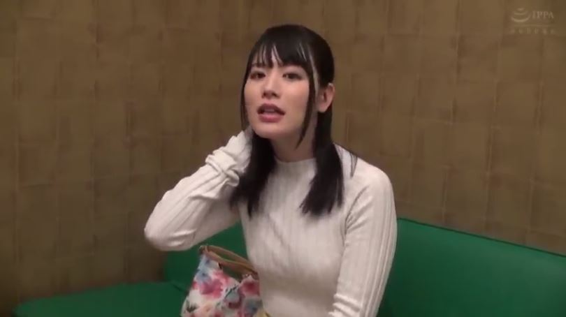 〚素人ナンパ〛　彼氏以外にサエない男を漁りまくる悪趣味女子大生は女慣れしてない草食系の男を責めるのが好き