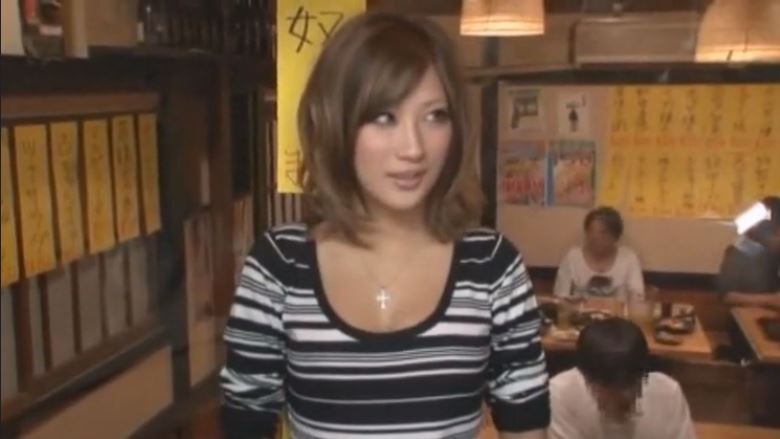 〚素人ギャルナンパ〛　居酒屋でナンパした浪花ギャルがマジックミラー越しにマシンバイブに全身痙攣で大絶頂