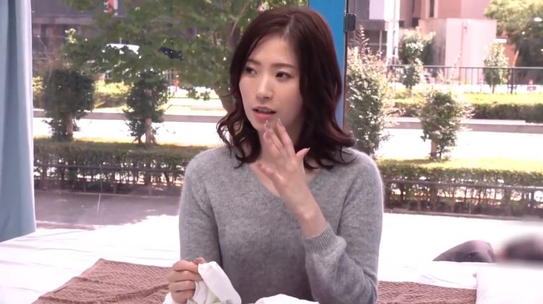 〚マジックミラー号〛　「顔は映らない？」ブライダルエステのモニター撮影で新妻は結婚前の生ハメ中出し予行練習