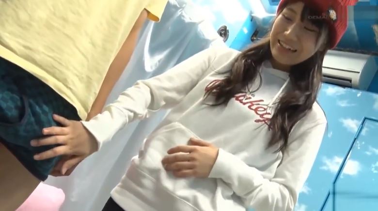 〚マジックミラー号〛　「これもう、おっきいじゃないですか」断れない素人女子は早漏男子を優しくトレーニング