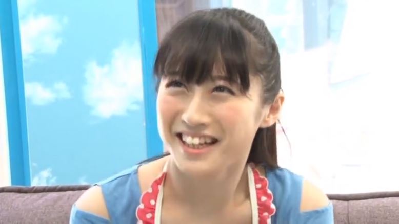 〚マジックミラー号〛　笑顔の可愛い経験の浅い専門学生が童貞くんの筆おろしという過酷なお願いに中出しで対応