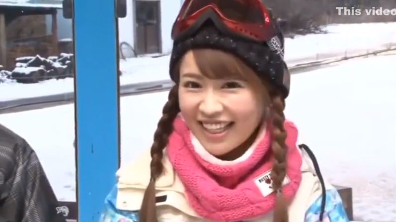 〚マジックミラー号〛　結婚2か月の若妻がマッサージの快感に完落ち　生肉棒で突かれミラー越しの旦那の前で絶頂