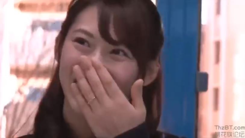 〚マジックミラー号〛　清楚さとエロさのギャップが堪らない　真面目そうな素人妻がお掃除フェラする淫乱さ