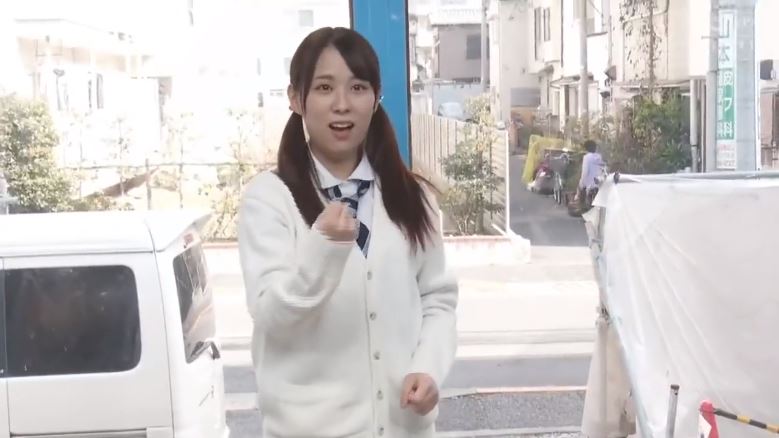 〚マジックミラー号〛　脱衣野球拳で負けたおさげ髪の女子高生がパイズリ　濃厚ザーメンをパイパンマンコ膣内注入