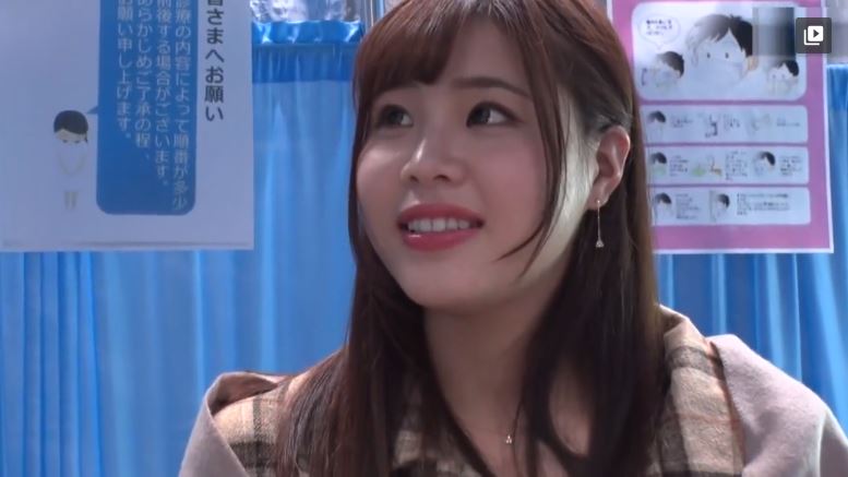 〚マジックミラー号〛 「検査痛いですか?」オ●ンコを連発させられ赤面する純な素人女子がアナル刺激でイキ潮